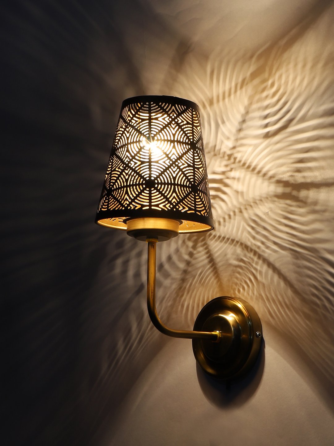 Ambika Home Luxury Gold Wall Lamp for Bedroom, Hall & Passage | Luxury Decorative Wall Light for Living Room, Bedroom, Hallway & Home Décor - Image 7