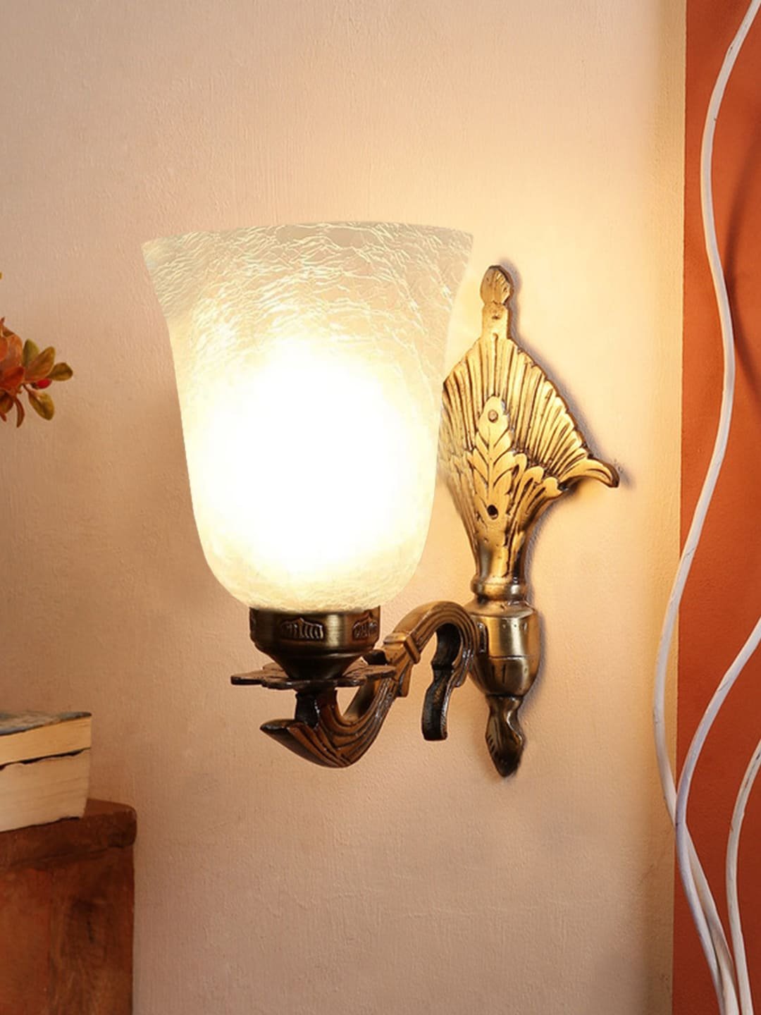 Ambika Home Antique wall lamp with White Milky Crinkle Glass | Modern Wall Light for Living Room Bedroom Hallway Lobby Staircase | Decorative Indoor Wall Sconce