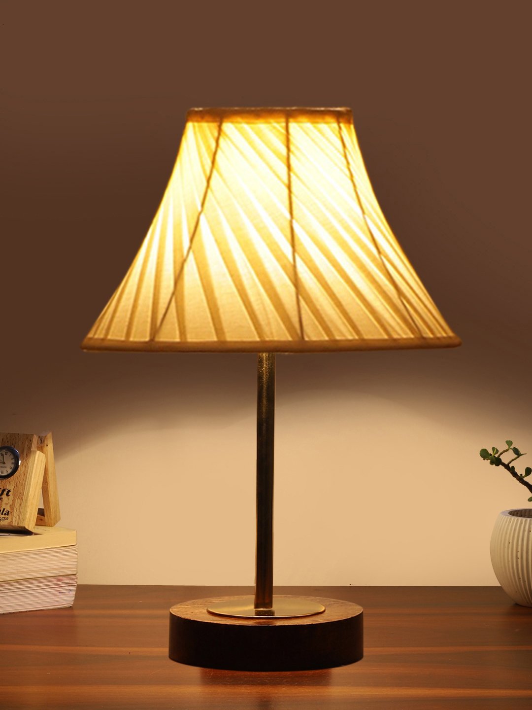 Ambika Home Luxury Premium Devansh Off-white cotton Vintage Cross Pleated lamp with Brown wood Base & Golden finish Metal (12x17.75) Lamp with off-white Shade for Living Room, Bedroom & Hallway - Image 3