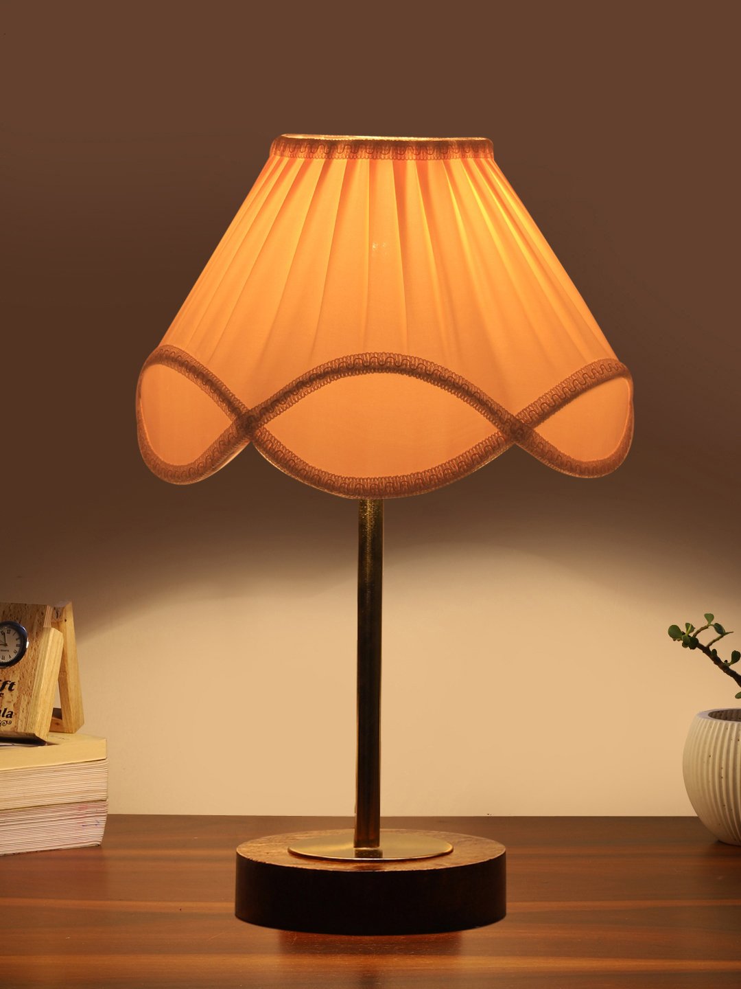 Ambika Home Luxury Premium Devansh Off-white cotton Vintage lamp with Brown wood Base & Golden finish Metal (12x19.25) Lamp with off-white Shade for Living Room, Bedroom & Hallway - Image 3