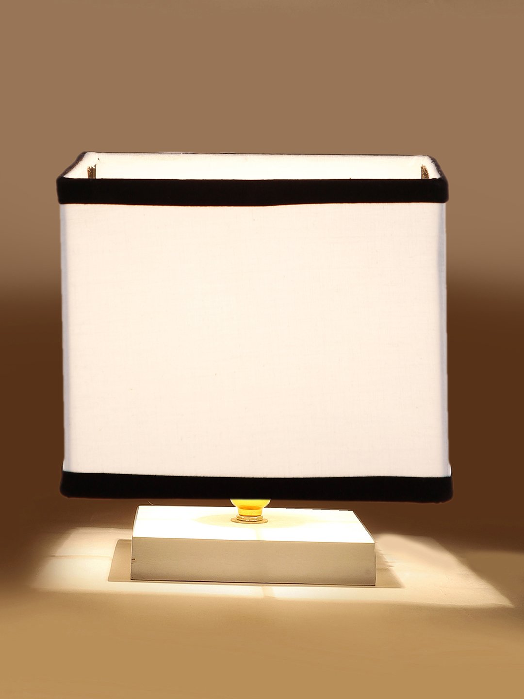 Ambika Home Regal White Cotton Lamp Shade | Premium Vista Collection for Table Lamp, Floor Lamp, Hotel, Caf? & Home D?cor