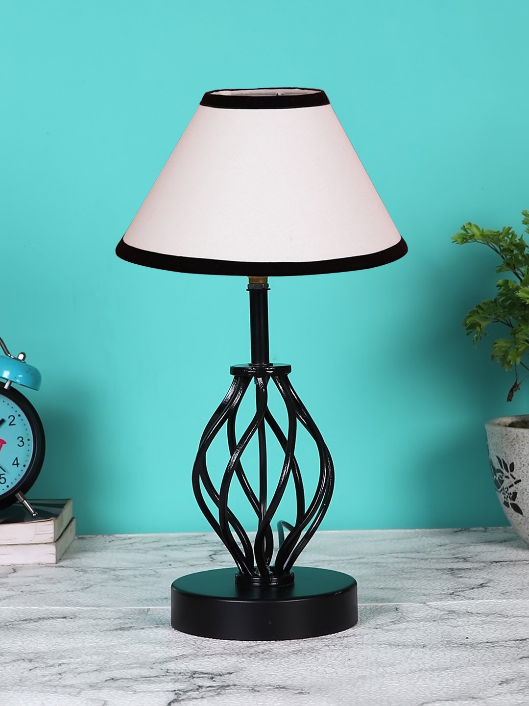 Ambika Home Multicolor cotton Table lamp with Iron Base