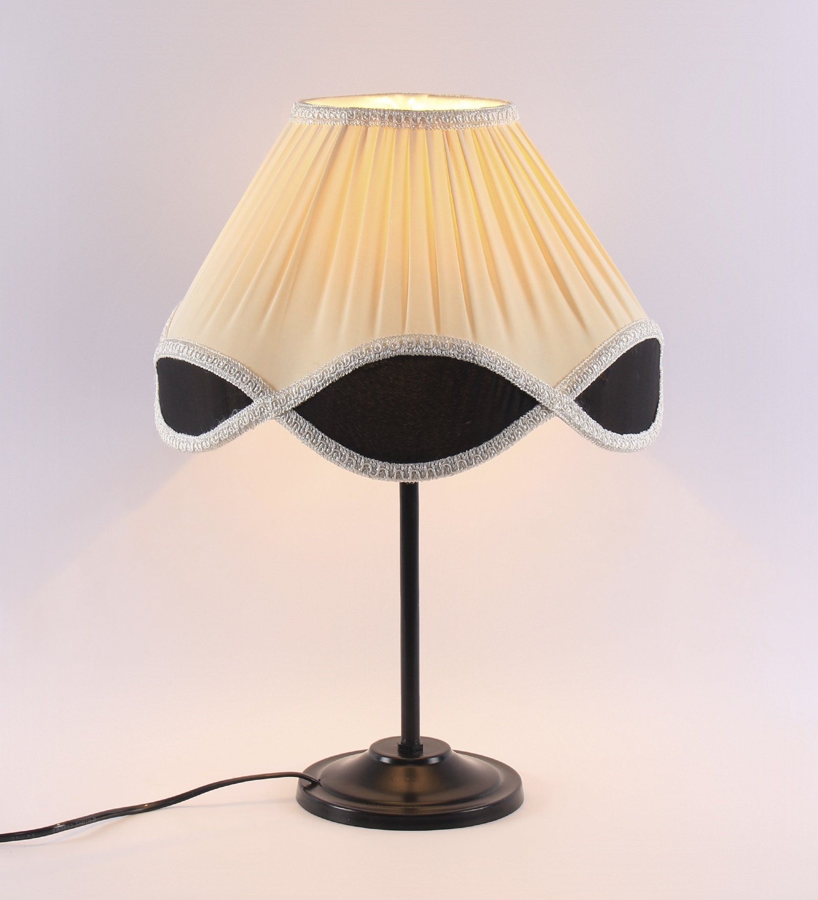 Ambika Home Royale Collection Multi Eye Table Lamp | Premium Decorative Bedside Lamp for Bedroom, Living Room, Hall, Hotel, Café, Restaurant, Office & Study Room | E27 Compatible - Image 4
