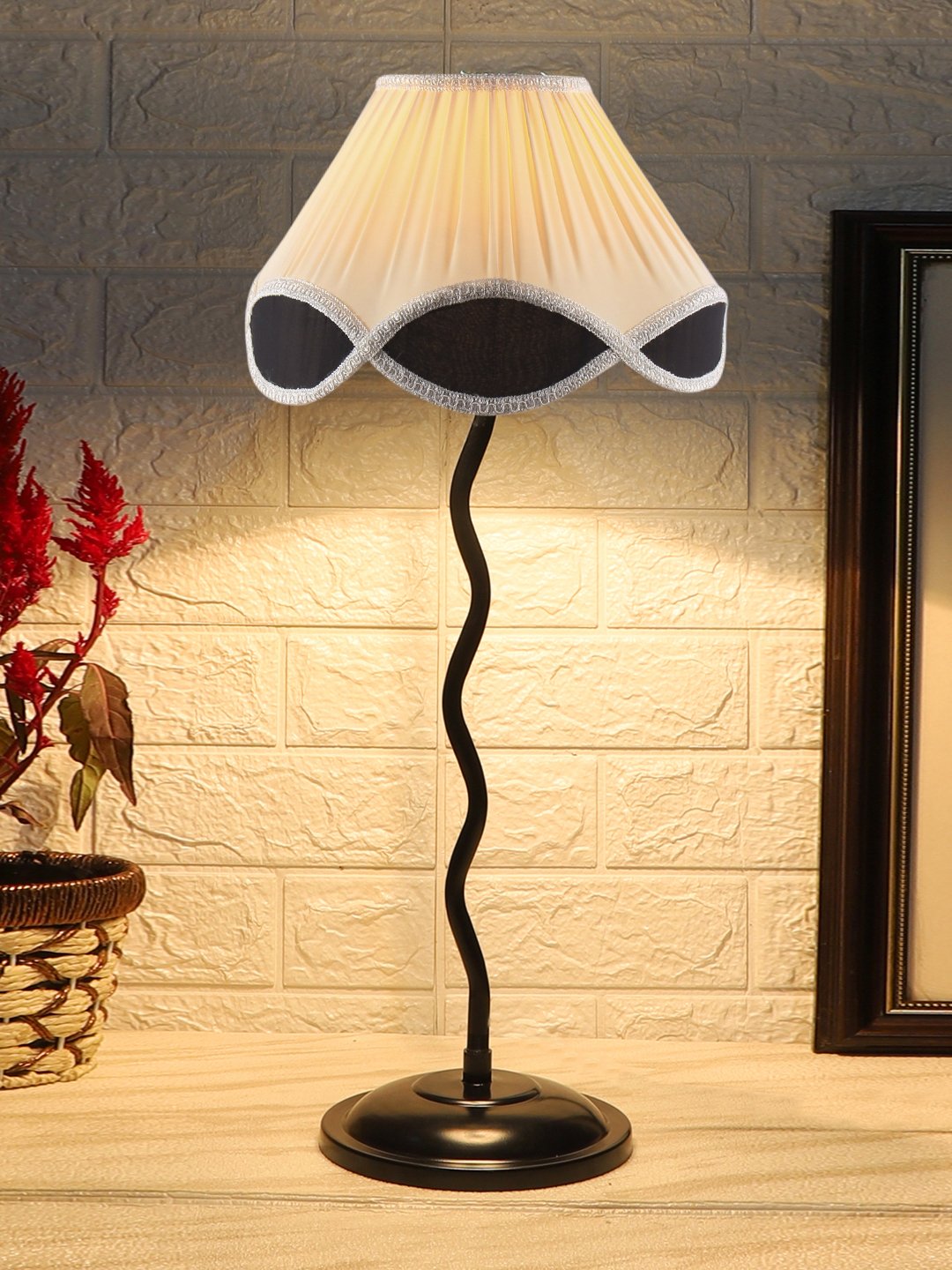 Ambika Home Aurelia Collection Multi Eye Table Lamp | Premium Decorative Bedside Lamp for Bedroom, Living Room, Hall, Hotel, Café, Restaurant, Office & Study Room | E27 Compatible - Image 4